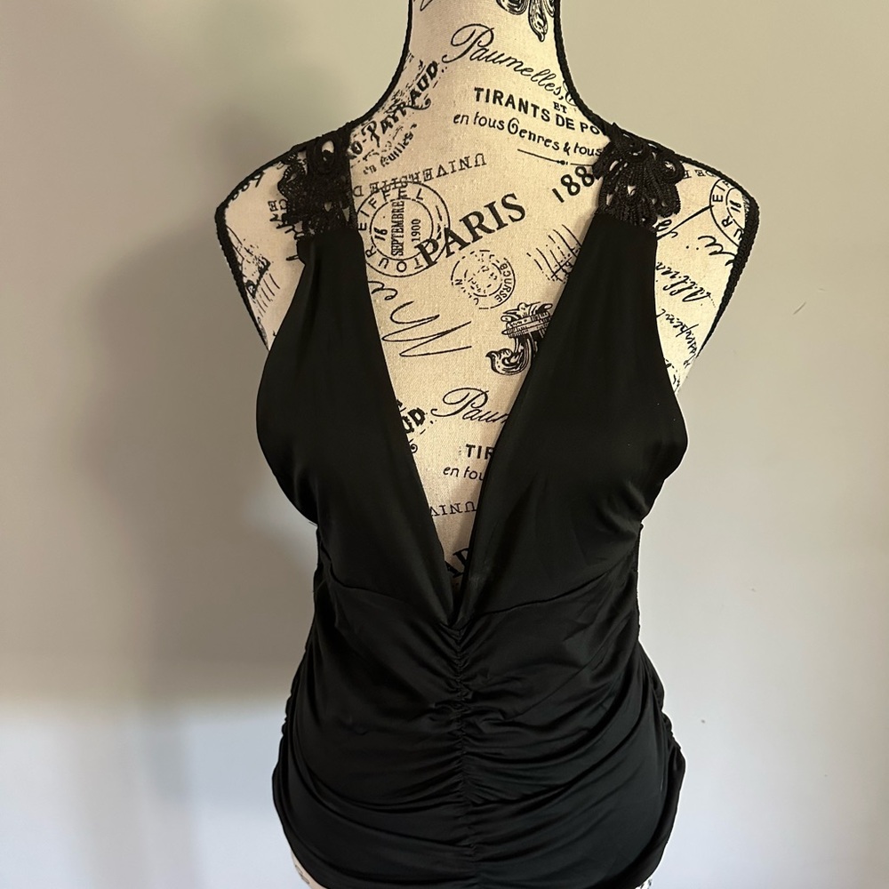 VENUS Black Lace Back Tank Top - Picture 2 of 3